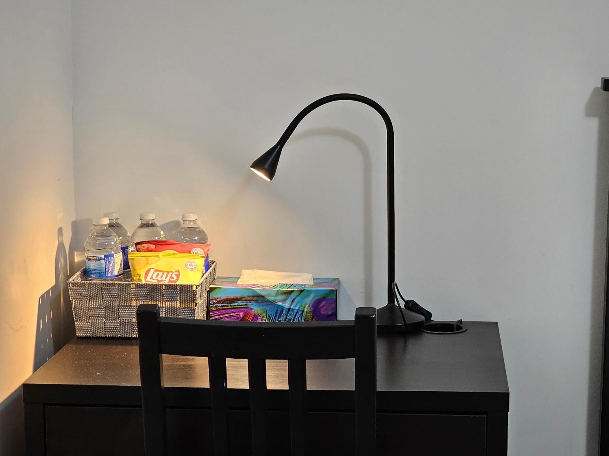 A Home Away โตรอนโต ภายนอก รูปภาพ